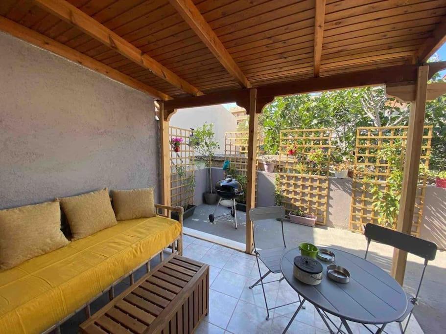 New! Flower Patio House 2 Bdr - Bbq - Wash Machine Lávrio Kültér fotó